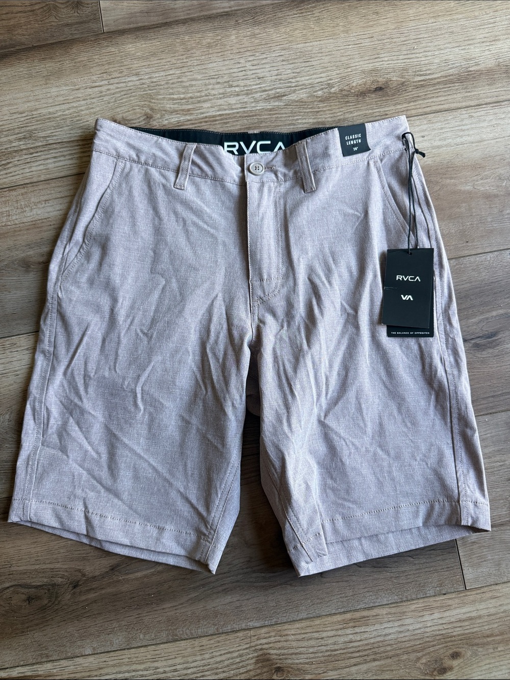 RVCA Balance Hybrid short size 28